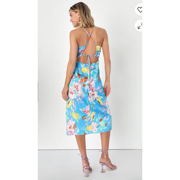 NWT Lulu's Floral Blue Dress Size S - Picture 2 of 9